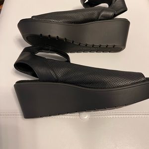 Babelle Steve Madden Size 9.5 Black